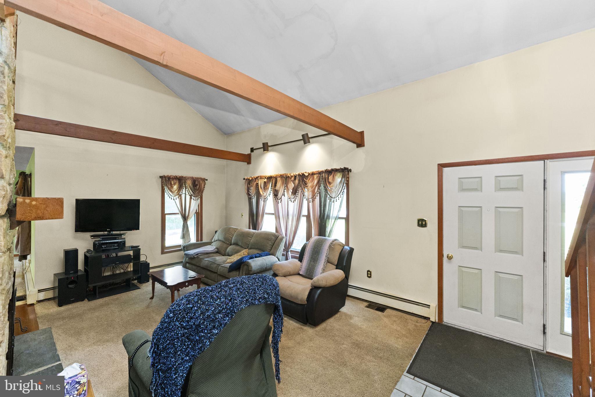 152 Neal Road Coatesville, PA 19320 - Photo 4 of 29 Gallery Image 4