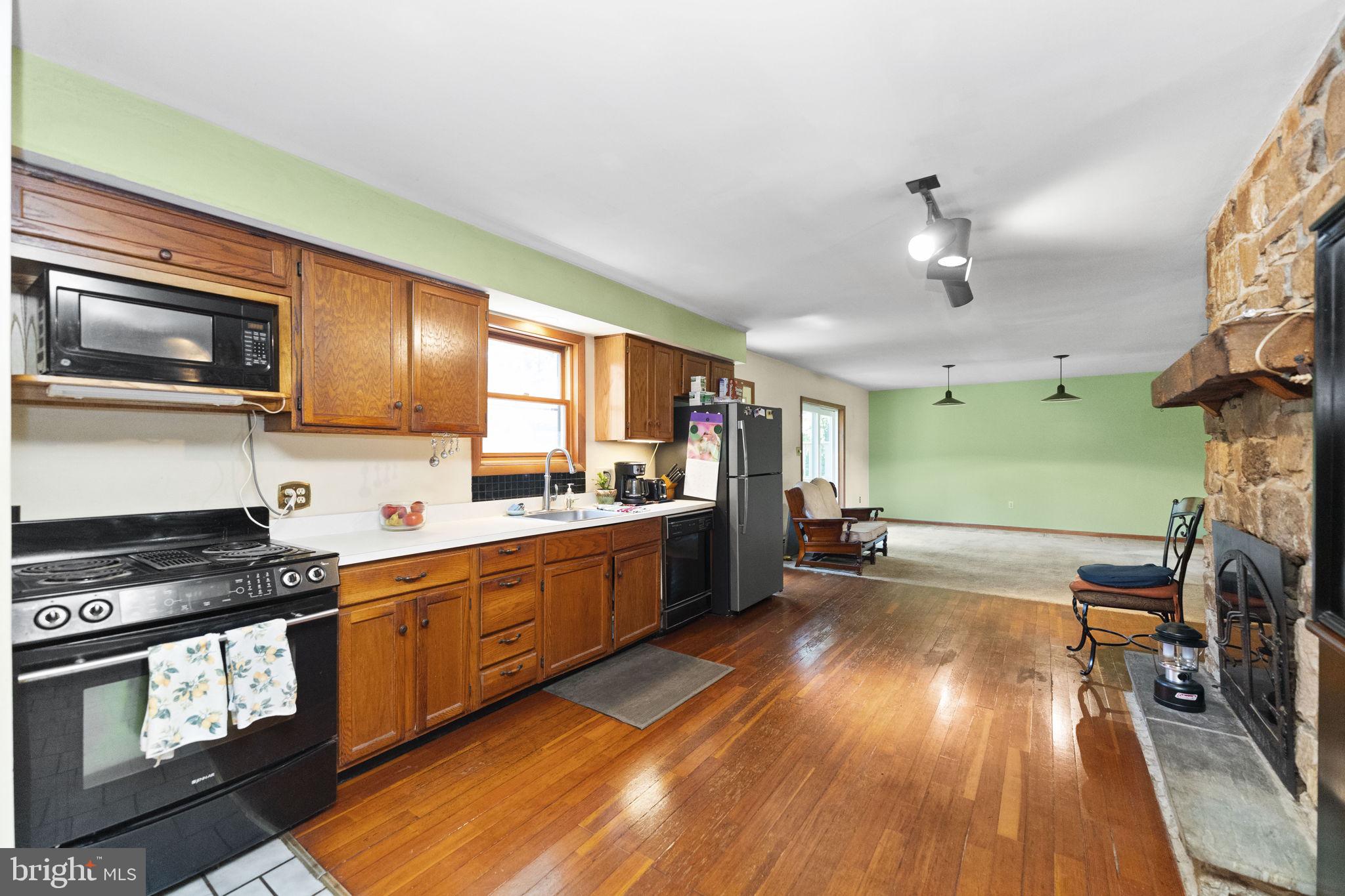 152 Neal Road Coatesville, PA 19320 - Photo 8 of 29 Gallery Image 8