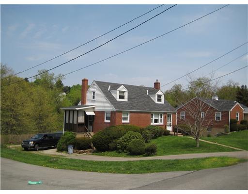 429 Trestle Road Plum, PA 15239 - Photo 1 of 5 Exterior Front.