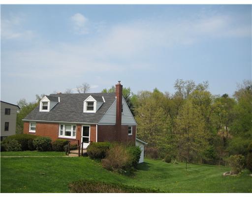 429 Trestle Road Plum, PA 15239 - Photo 2 of 5 Exterior Front.
