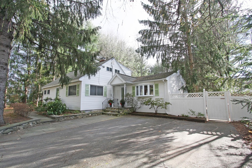 336 Concord Road Bedford, MA 01730 - Photo 1 of 30 Gallery Image 1