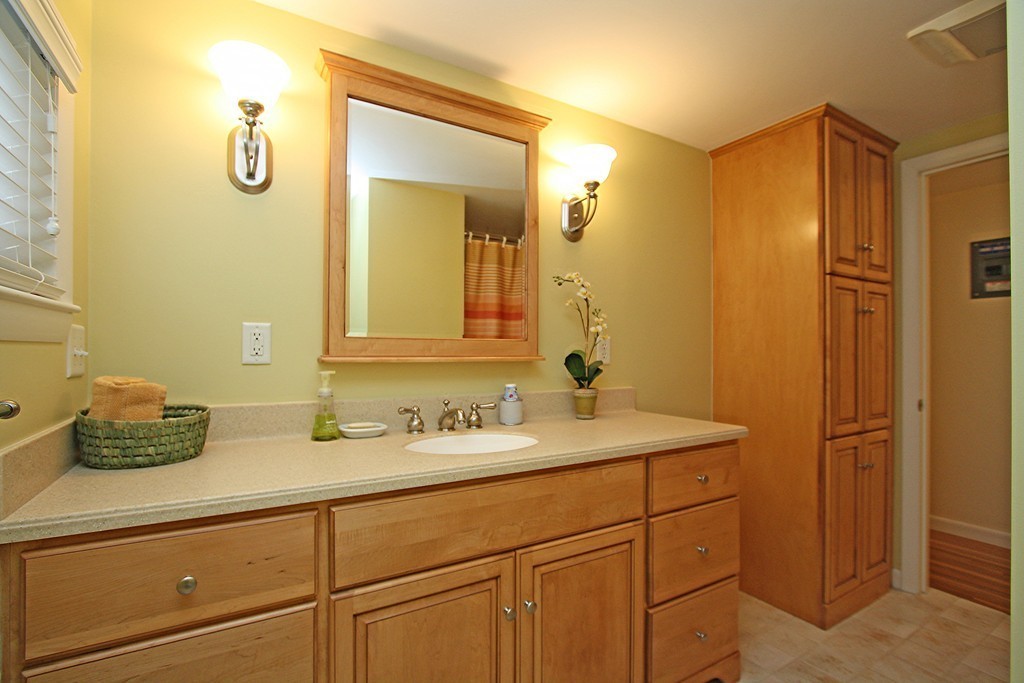 336 Concord Road Bedford, MA 01730 - Photo 20 of 30 Gallery Image 20