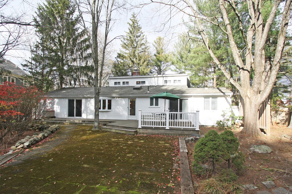 336 Concord Road Bedford, MA 01730 - Photo 2 of 30 Gallery Image 2