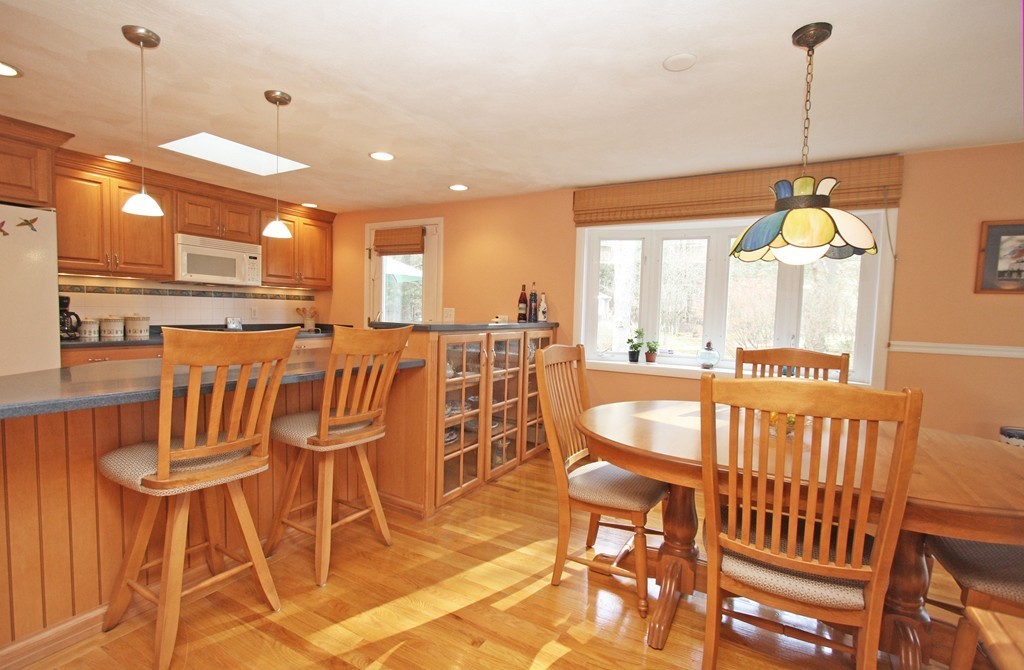 336 Concord Road Bedford, MA 01730 - Photo 6 of 30 Gallery Image 6