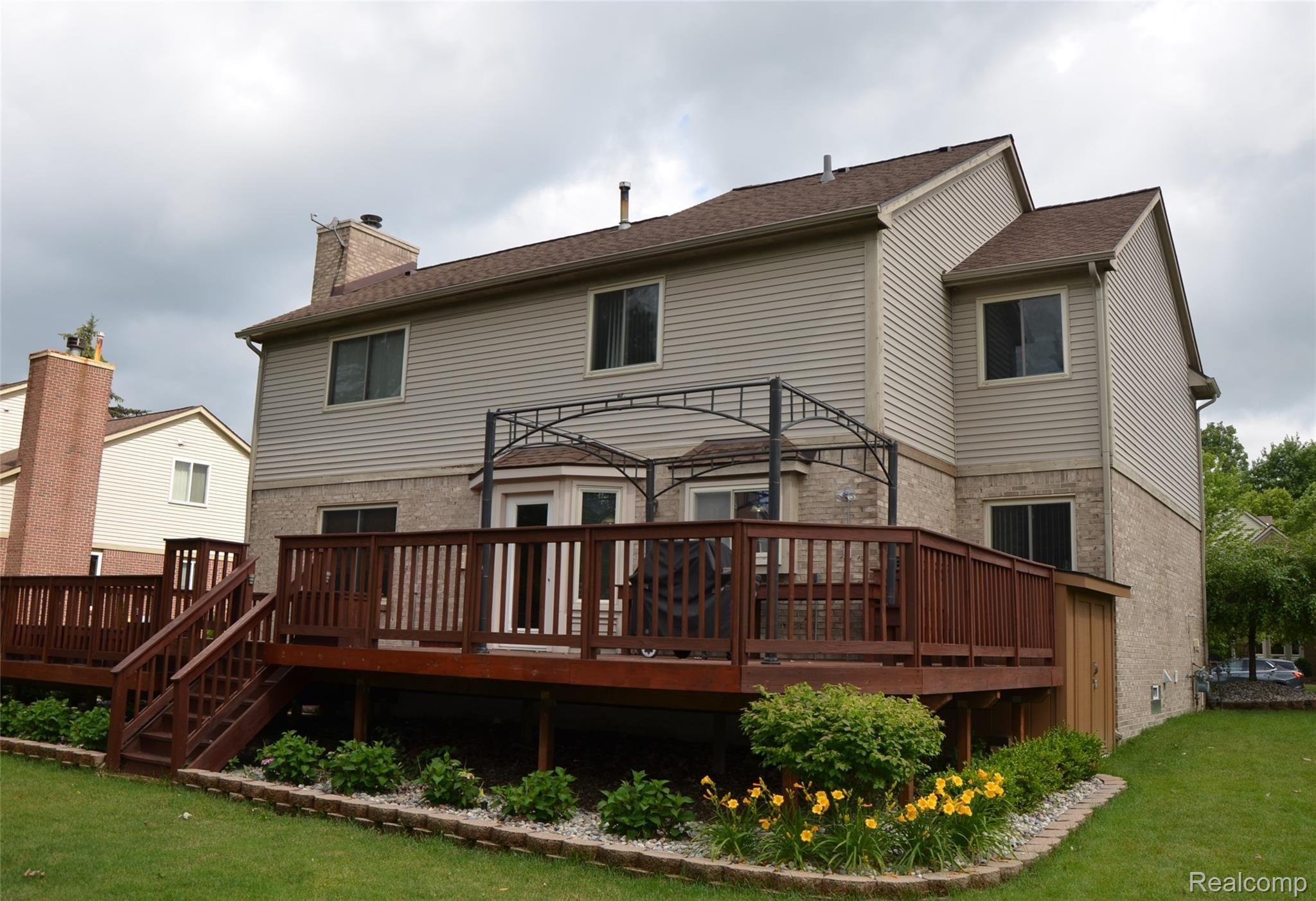 1649 Millbrook Road Canton, MI 48188 - Photo 39 of 44 50-Year Roof (2012)