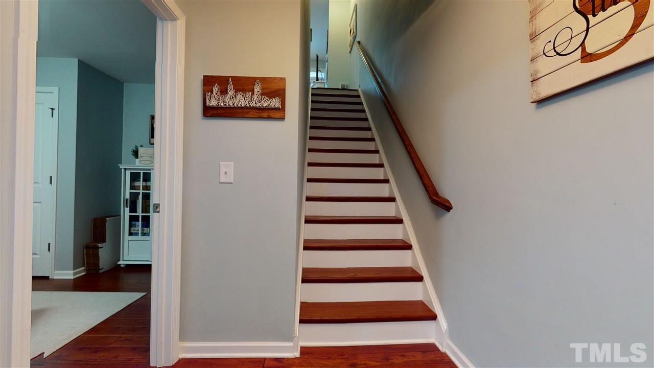 1428 Ardara Lane Raleigh, NC 27607 - Photo 5 of 28