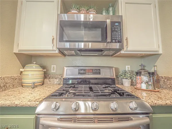 $307,900 | 2251 Wigwam Parkway, Unit 2014, Henderson, NV 89074