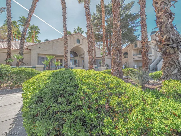 $307,900 | 2251 Wigwam Parkway, Unit 2014, Henderson, NV 89074