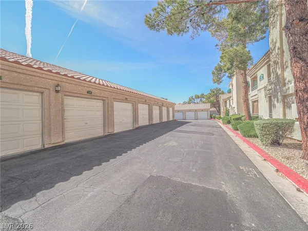 $307,900 | 2251 Wigwam Parkway, Unit 2014, Henderson, NV 89074