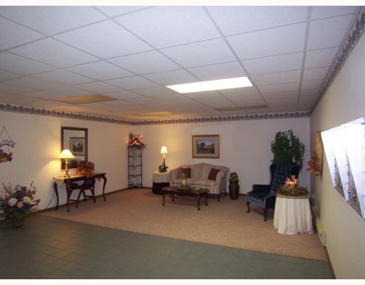 2850 Edgecliff Road, Unit 2 Lower Burrell, PA 15068 - Photo 3 of 12 Lobby/Reception.