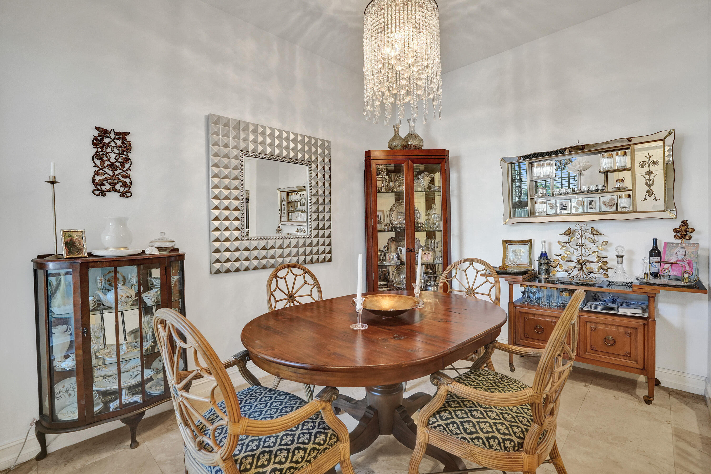 1127 North Victoria Park Road Fort Lauderdale, FL 33304 - Photo 4 of 45 DSC06788