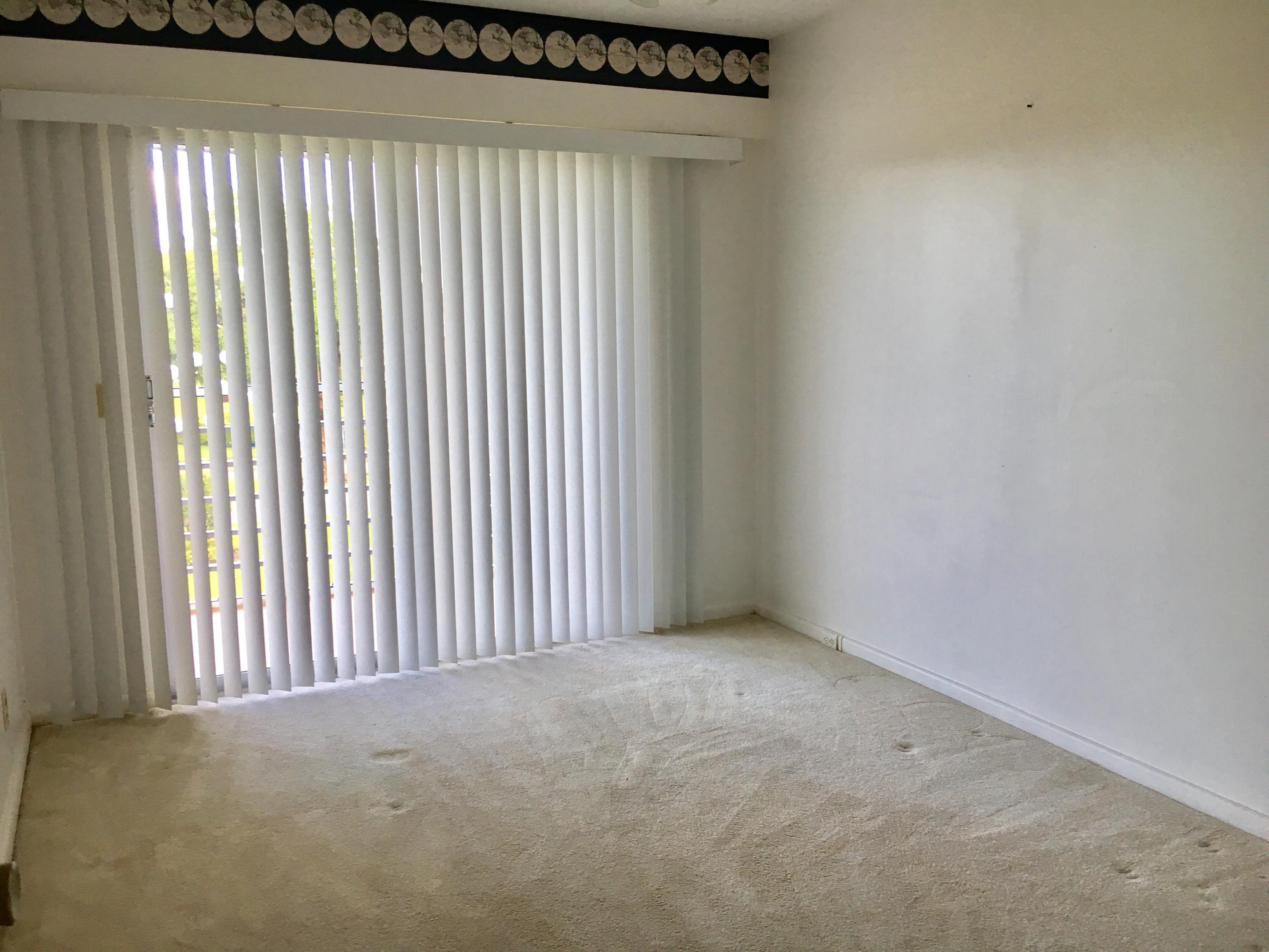 283 Brighton G Boca Raton, FL 33434 - Photo 10 of 11 Second Bedroom