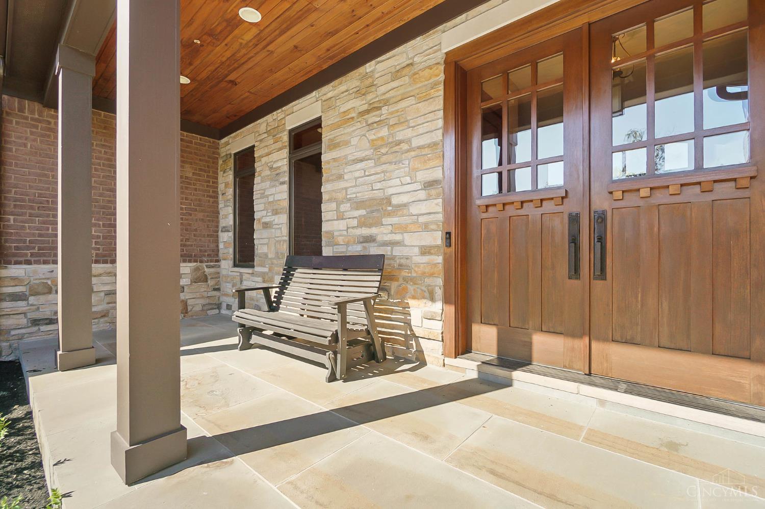 8102 Kugler Mill Road Cincinnati, OH 45243 - Photo 4 of 98 Gallery Image 4