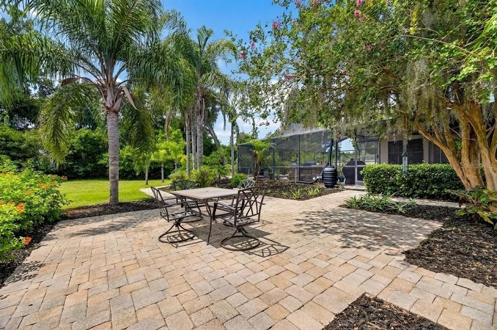 2715 Little Road Valrico, FL 33596 - Photo 4 of 41