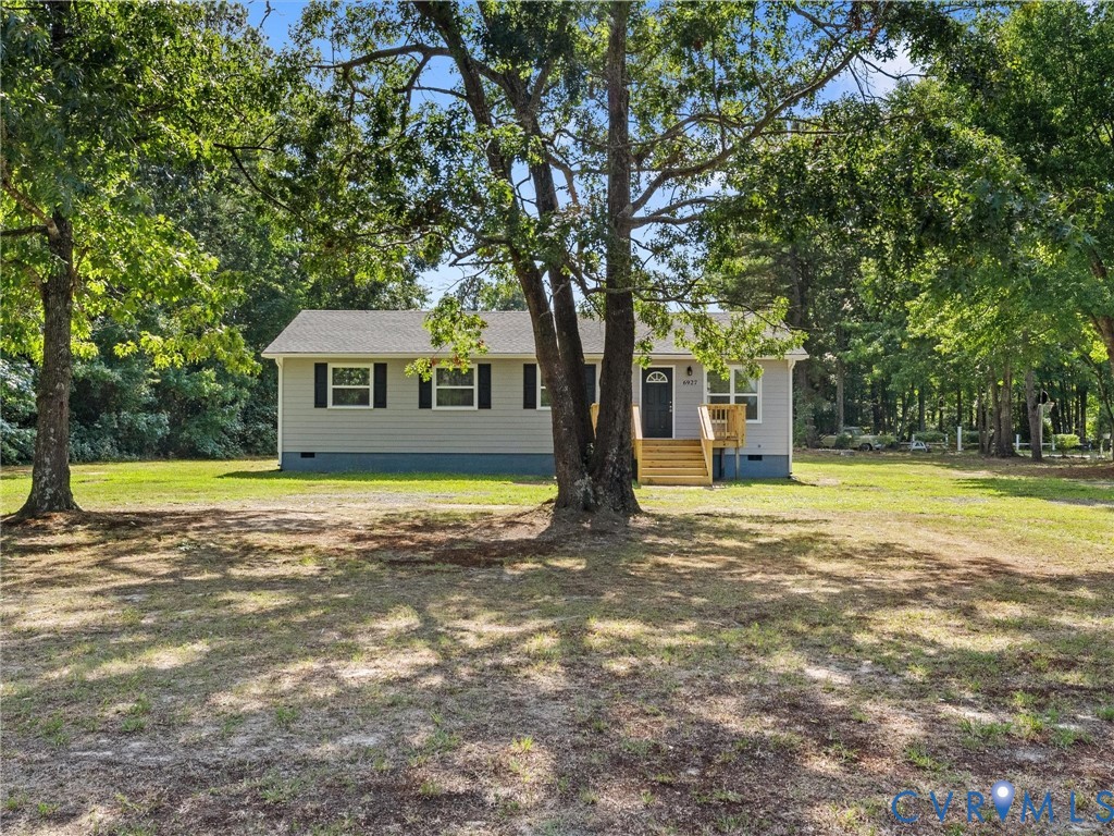6927 Carsley Road Waverly, VA 23890 - Photo 35 of 51 Cottage-style residence with light gray siding, da