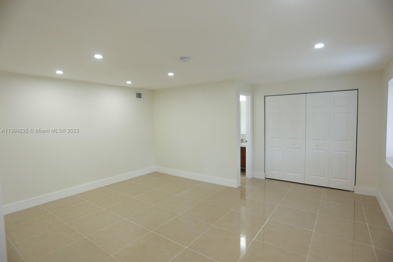5410 Southwest 4th Street Miami, FL 33134 - Photo 12 of 23