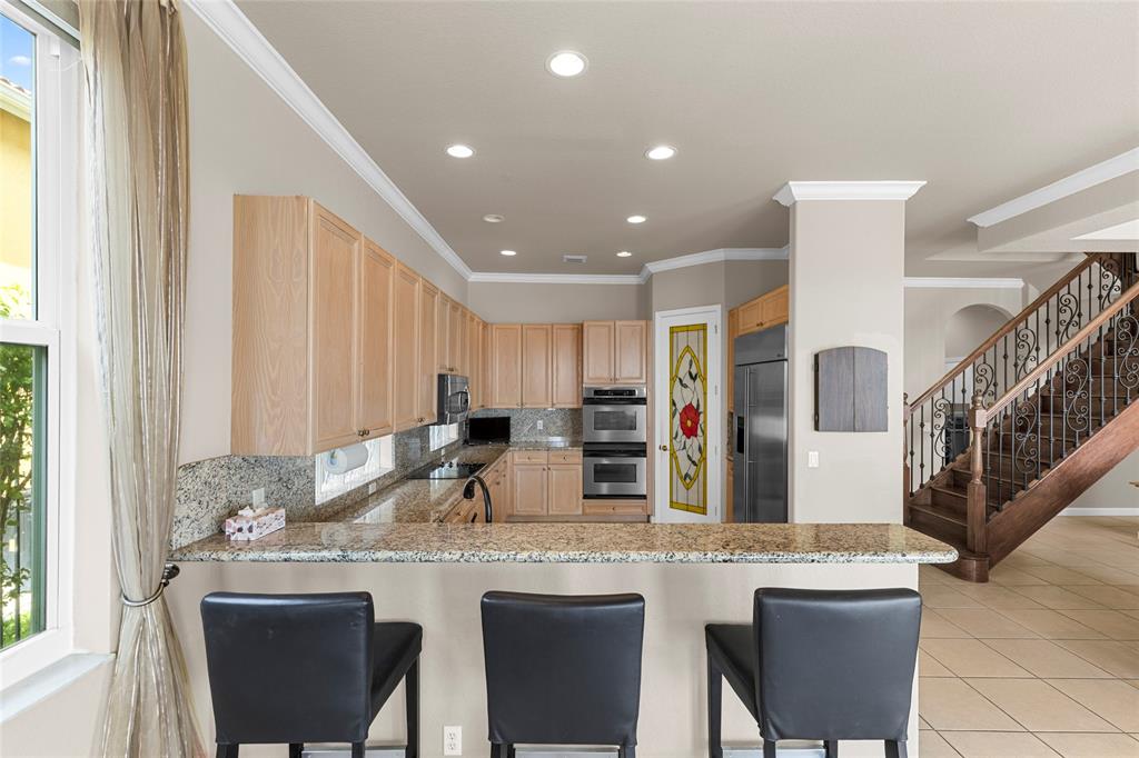 18932 Southwest 33rd Court Miramar, FL 33029 - Photo 7 of 97 Open bar seating