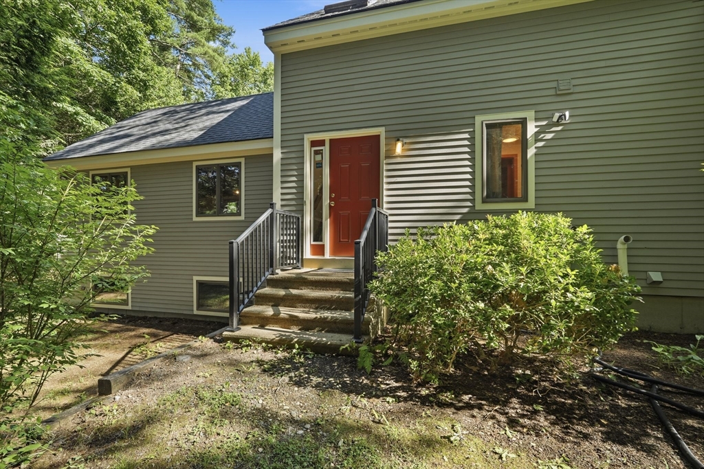 470 Montague Road Sunderland, MA 01375 - Photo 5 of 42