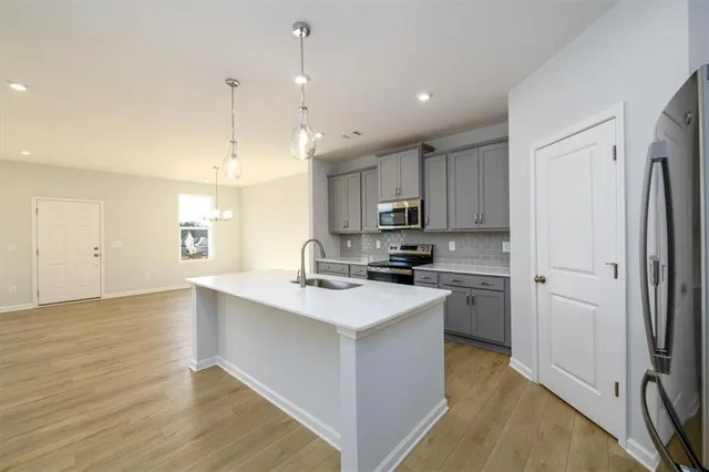 $2,495 | 849 York Alley, Acworth, GA 30102