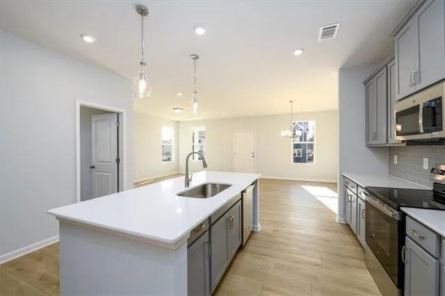 $2,495 | 849 York Alley, Acworth, GA 30102