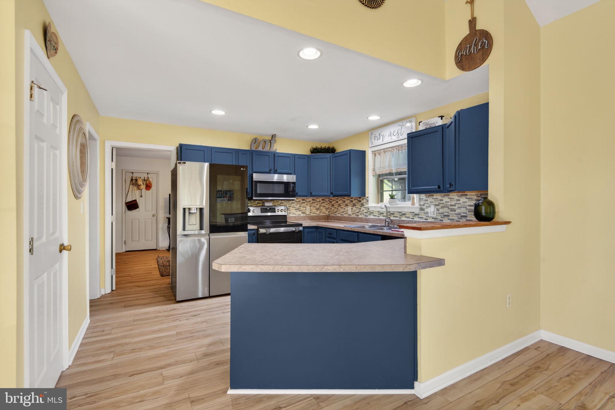 325 Olde Hickory Road Mount Wolf, PA 17347 - Photo 11 of 42 Gallery Image 11