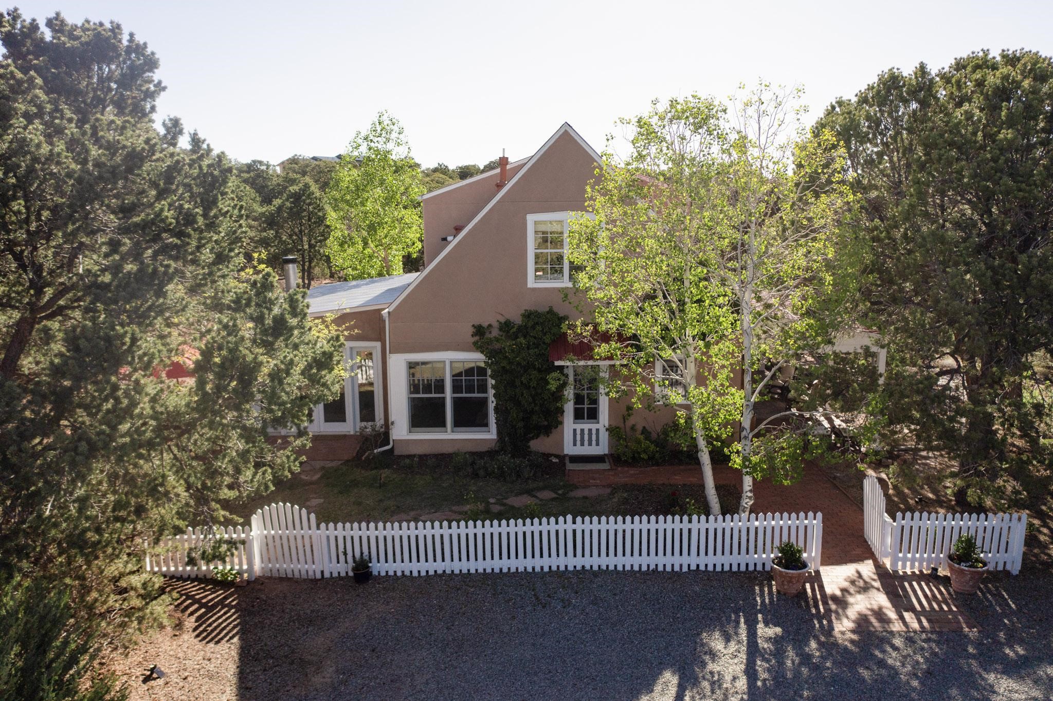 15 Toltec Road Santa Fe, NM 87505 - Photo 5 of 72