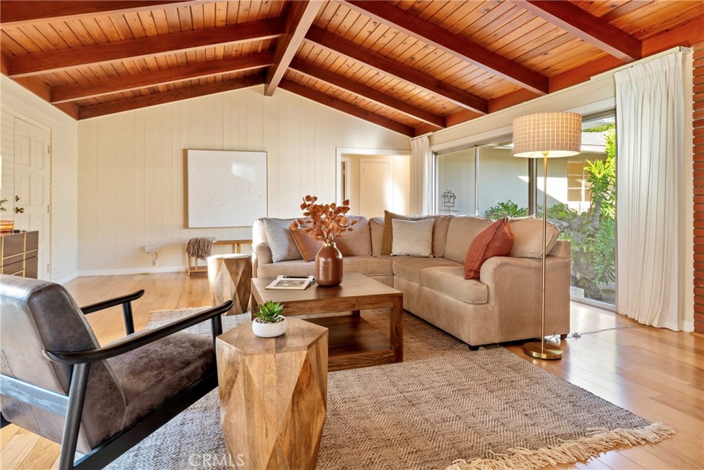 310 Toyon Road Sierra Madre, CA 91024 - Photo 2 of 25 Living Room - High Beam Ceilings