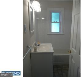5 Prosperity Road New Castle, DE 19720 - Photo 8 of 12 Bathroom
