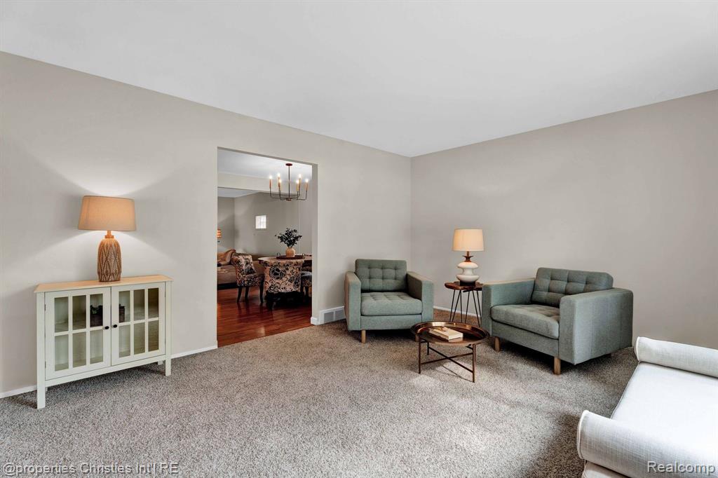 14090 Levan Road Livonia, MI 48154 - Photo 10 of 42