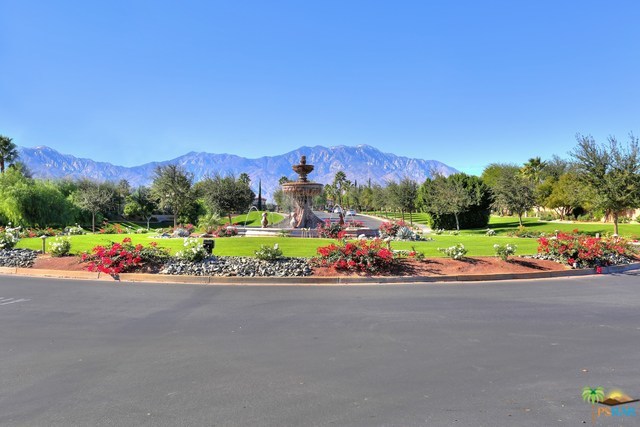 76 Via Del Mercato Rancho Mirage, CA 92270 - Photo 4 of 32 Mountain View from Fountain