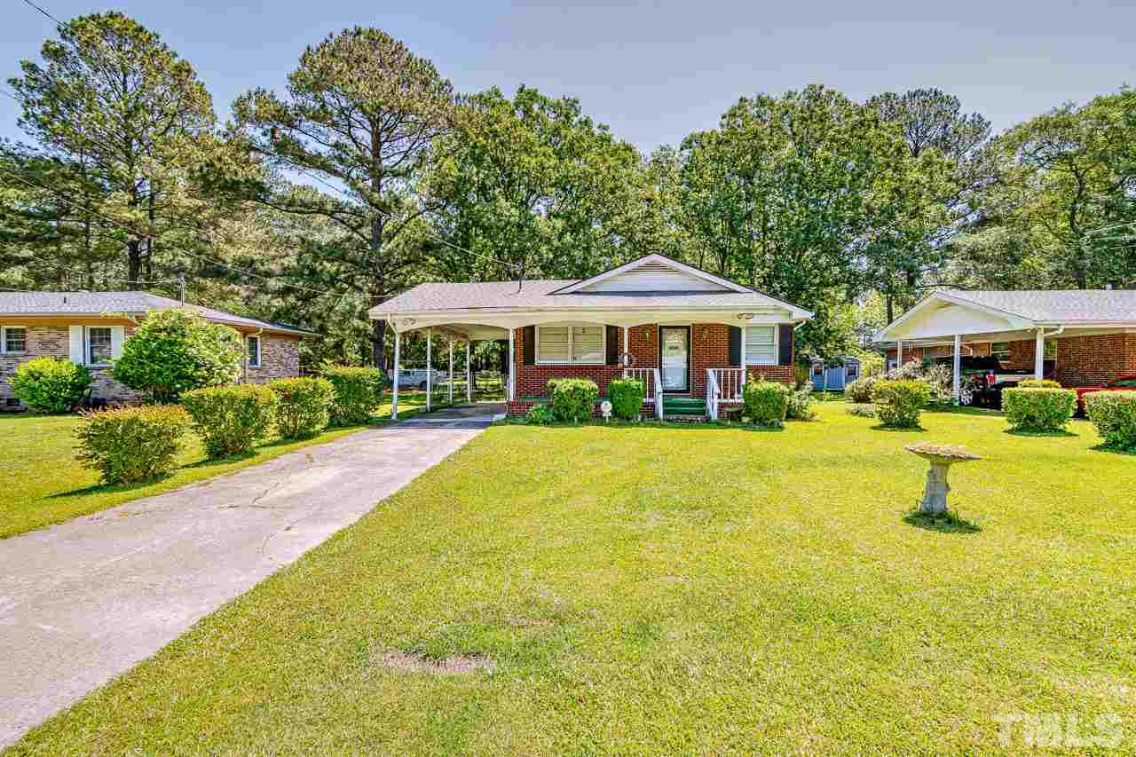 408 Oak Street Smithfield, NC 27577 - Photo 1 of 28
