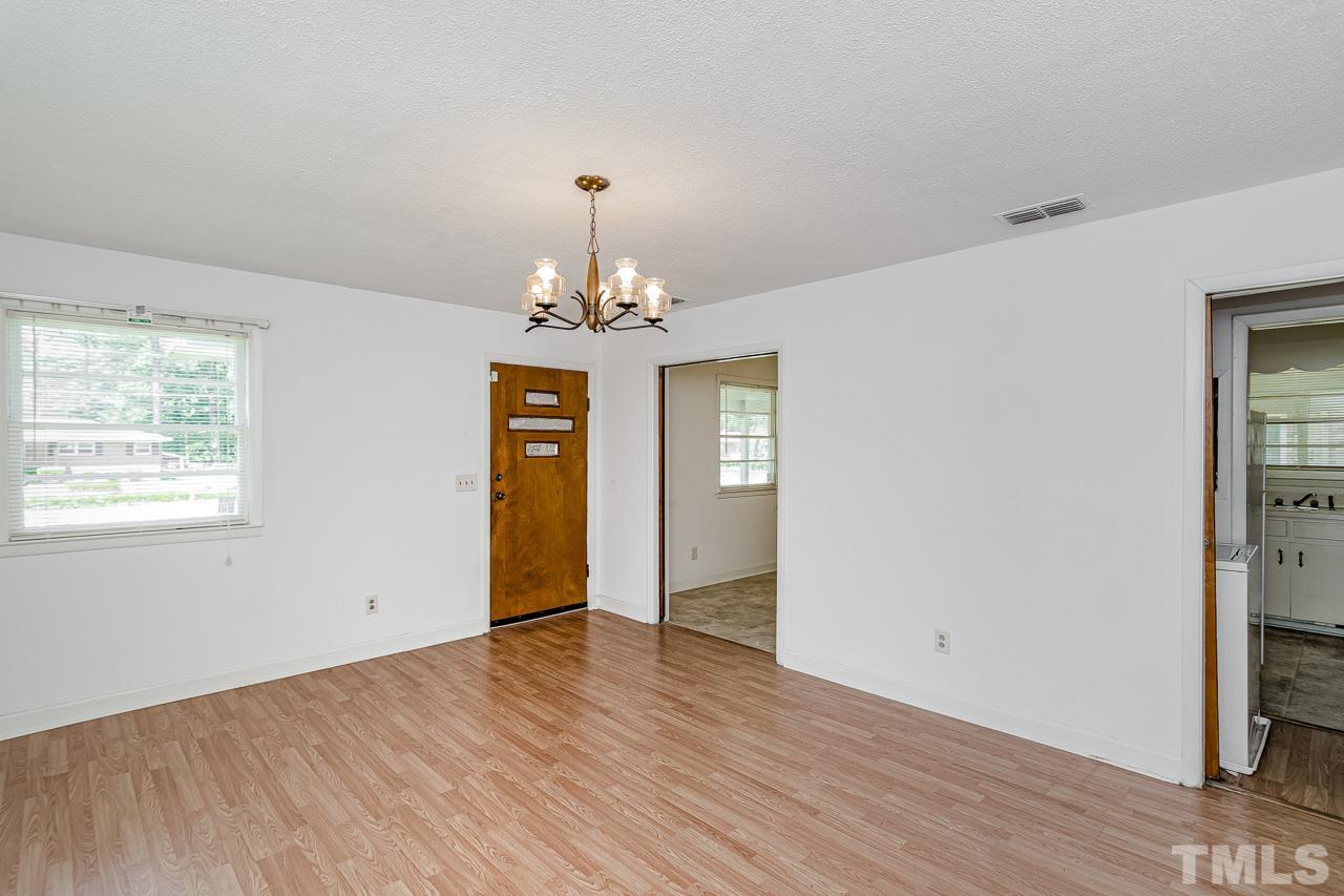 408 Oak Street Smithfield, NC 27577 - Photo 12 of 28