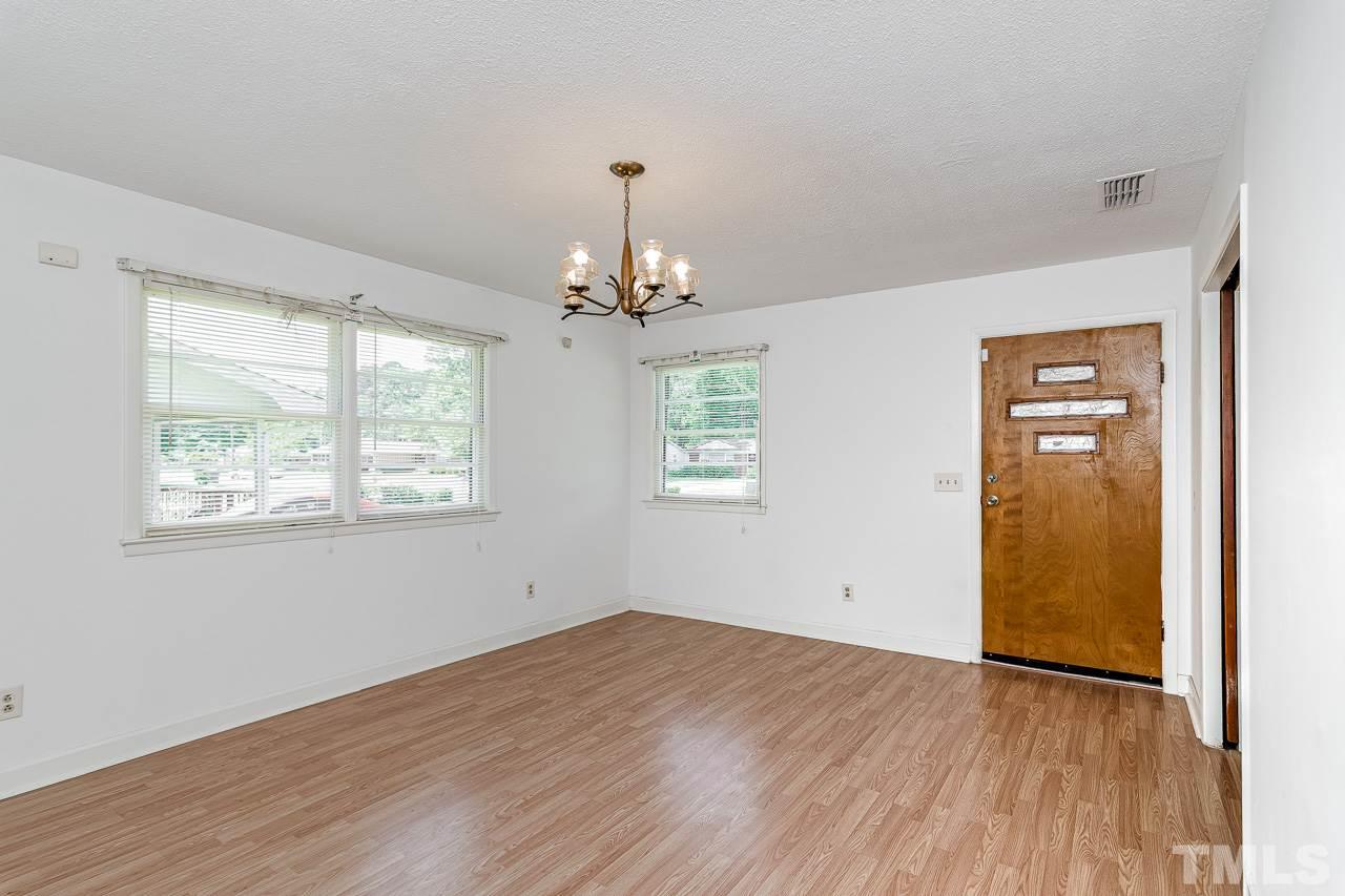 408 Oak Street Smithfield, NC 27577 - Photo 13 of 28