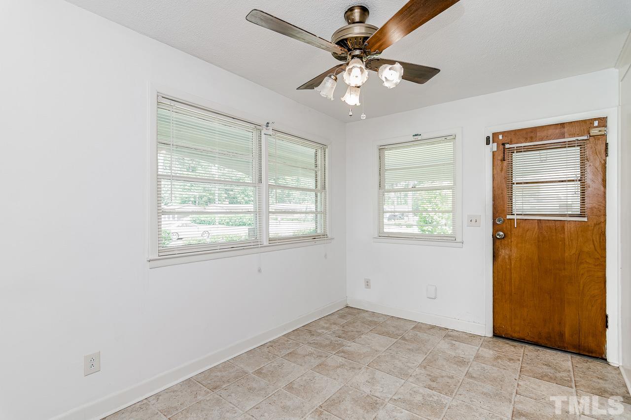 408 Oak Street Smithfield, NC 27577 - Photo 14 of 28