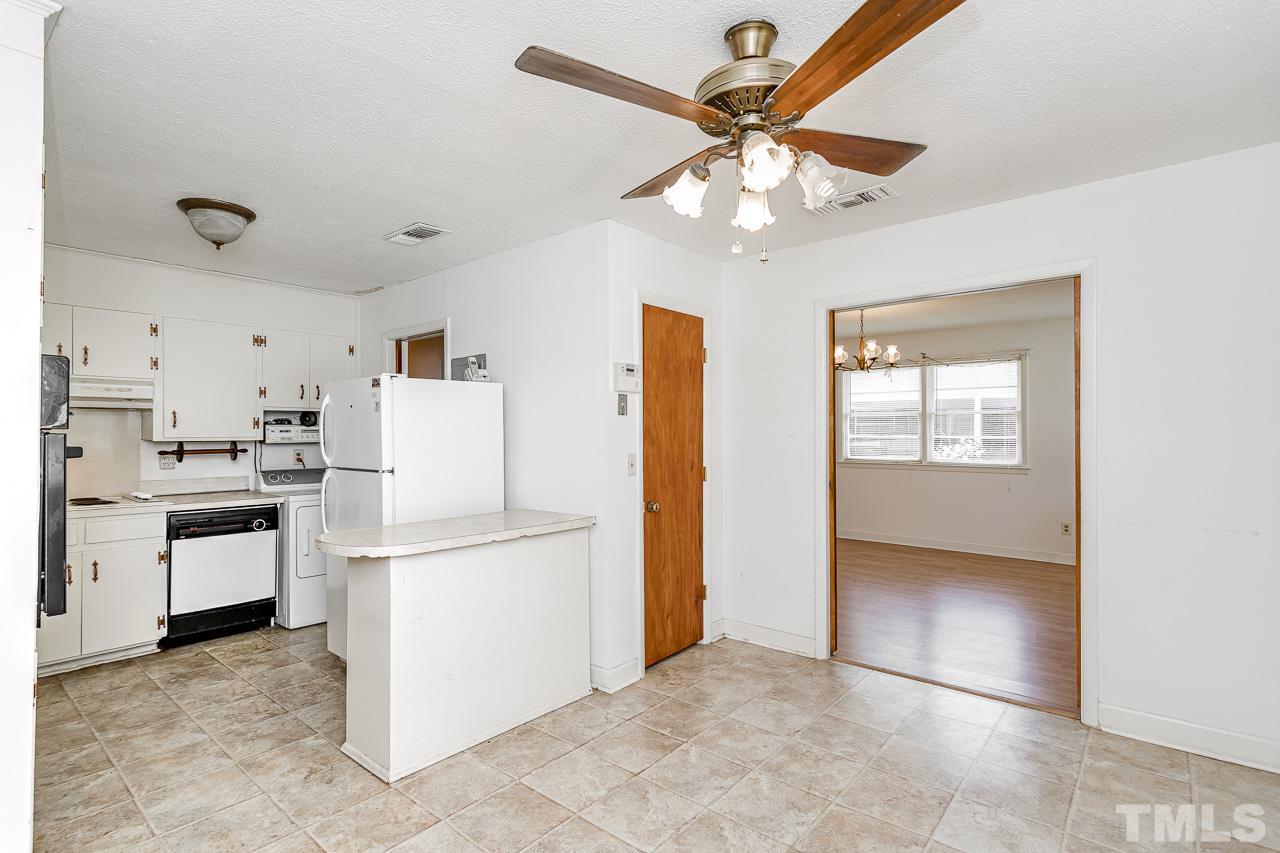 408 Oak Street Smithfield, NC 27577 - Photo 16 of 28