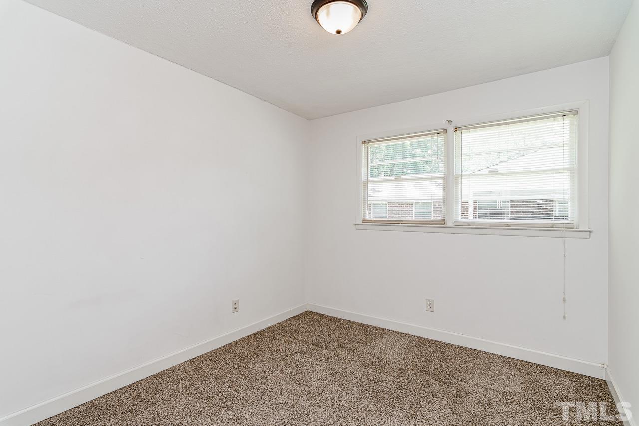 408 Oak Street Smithfield, NC 27577 - Photo 22 of 28