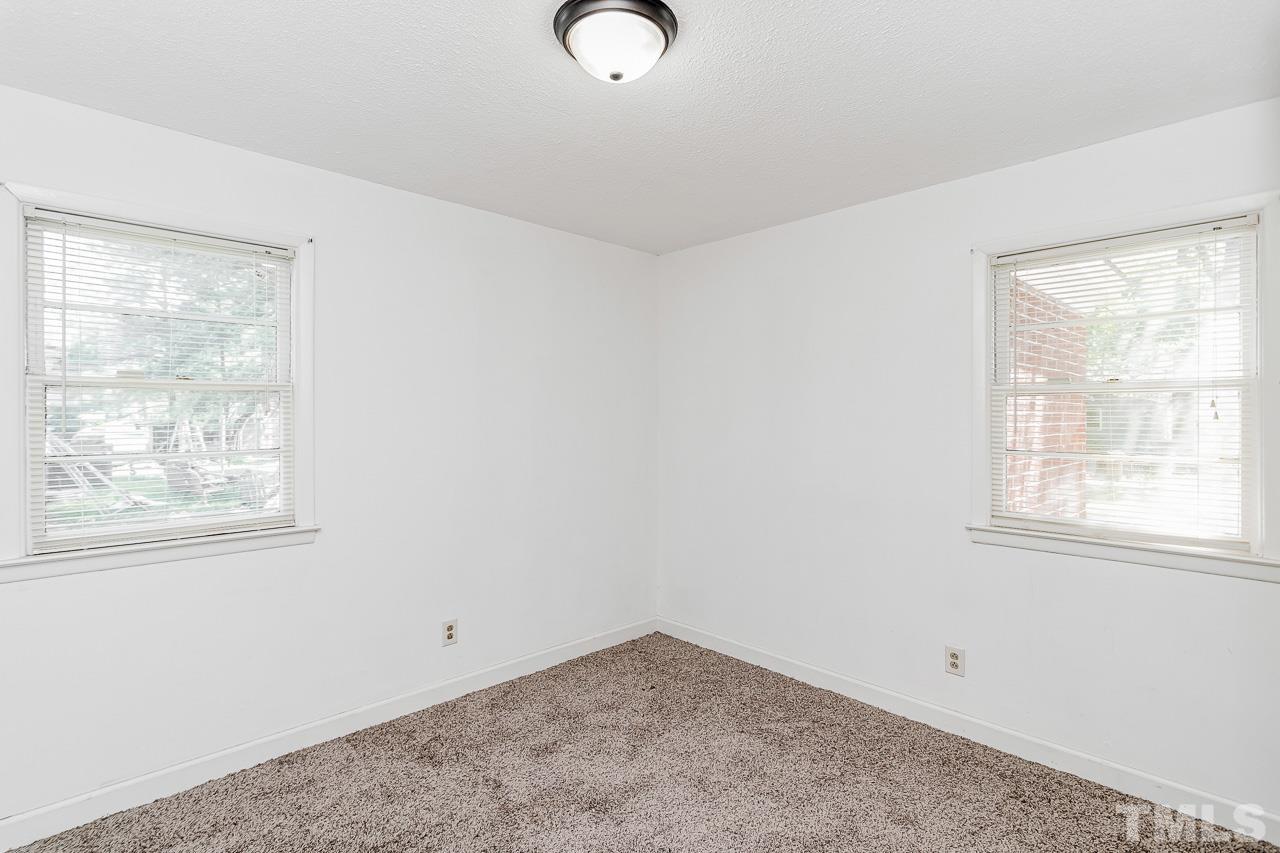 408 Oak Street Smithfield, NC 27577 - Photo 26 of 28
