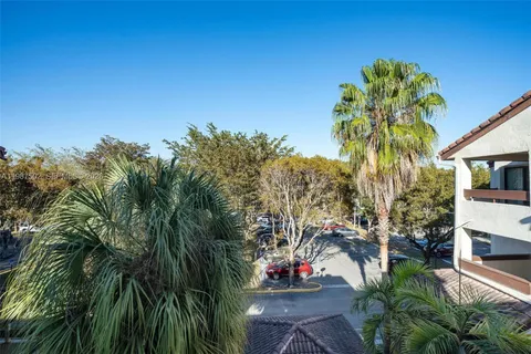 $334,995 | 9040 Southwest 125th Avenue, Unit D408, Miami, FL 33186