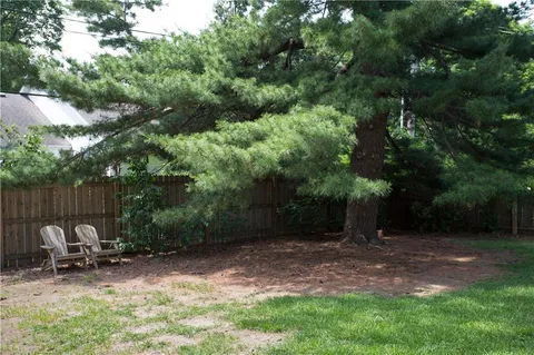 $449,000 | 3813 West 79th Street, Prairie Village, KS 66208