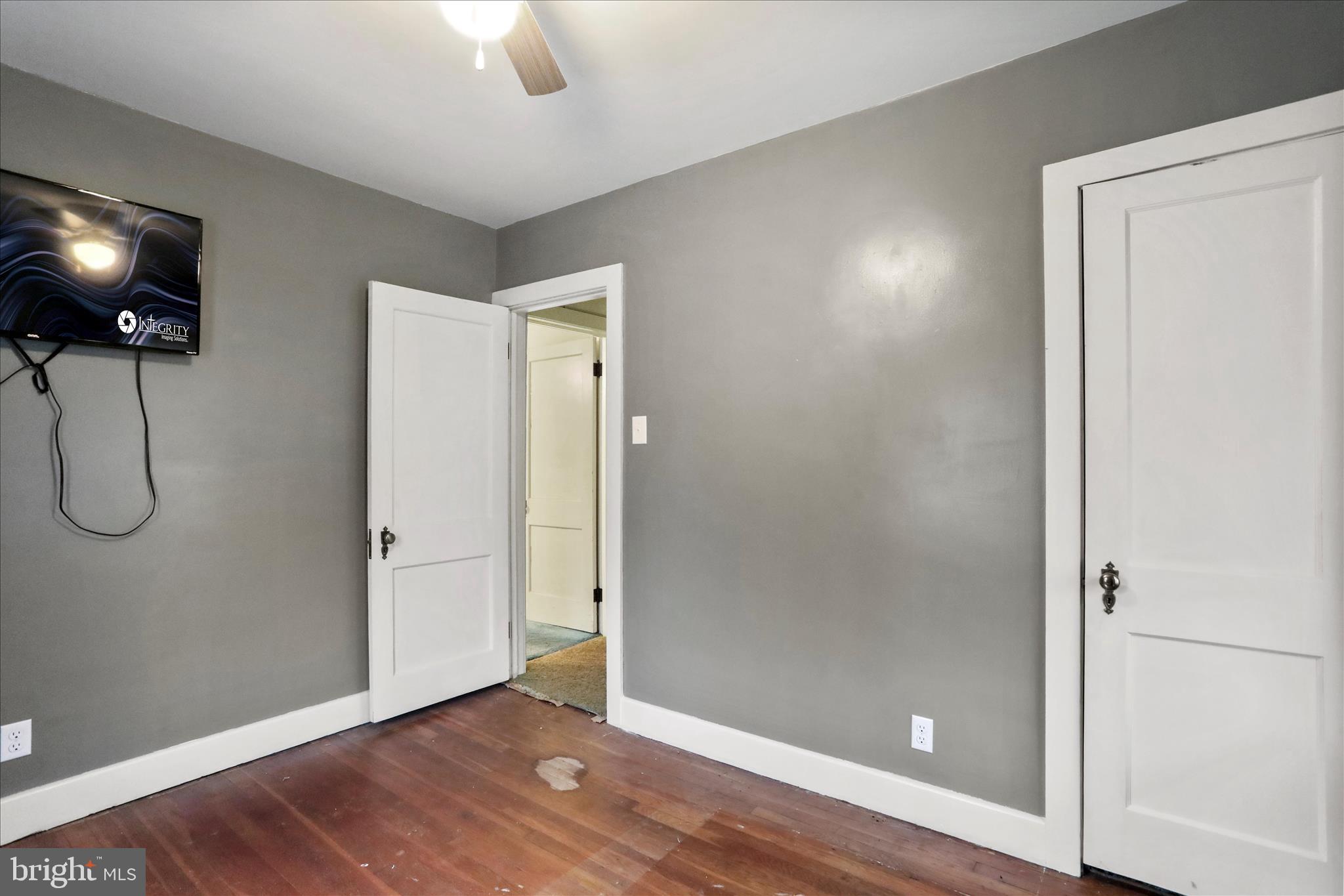 301 Roxbury Road Shippensburg, PA 17257 - Photo 15 of 35 Third Bedroom