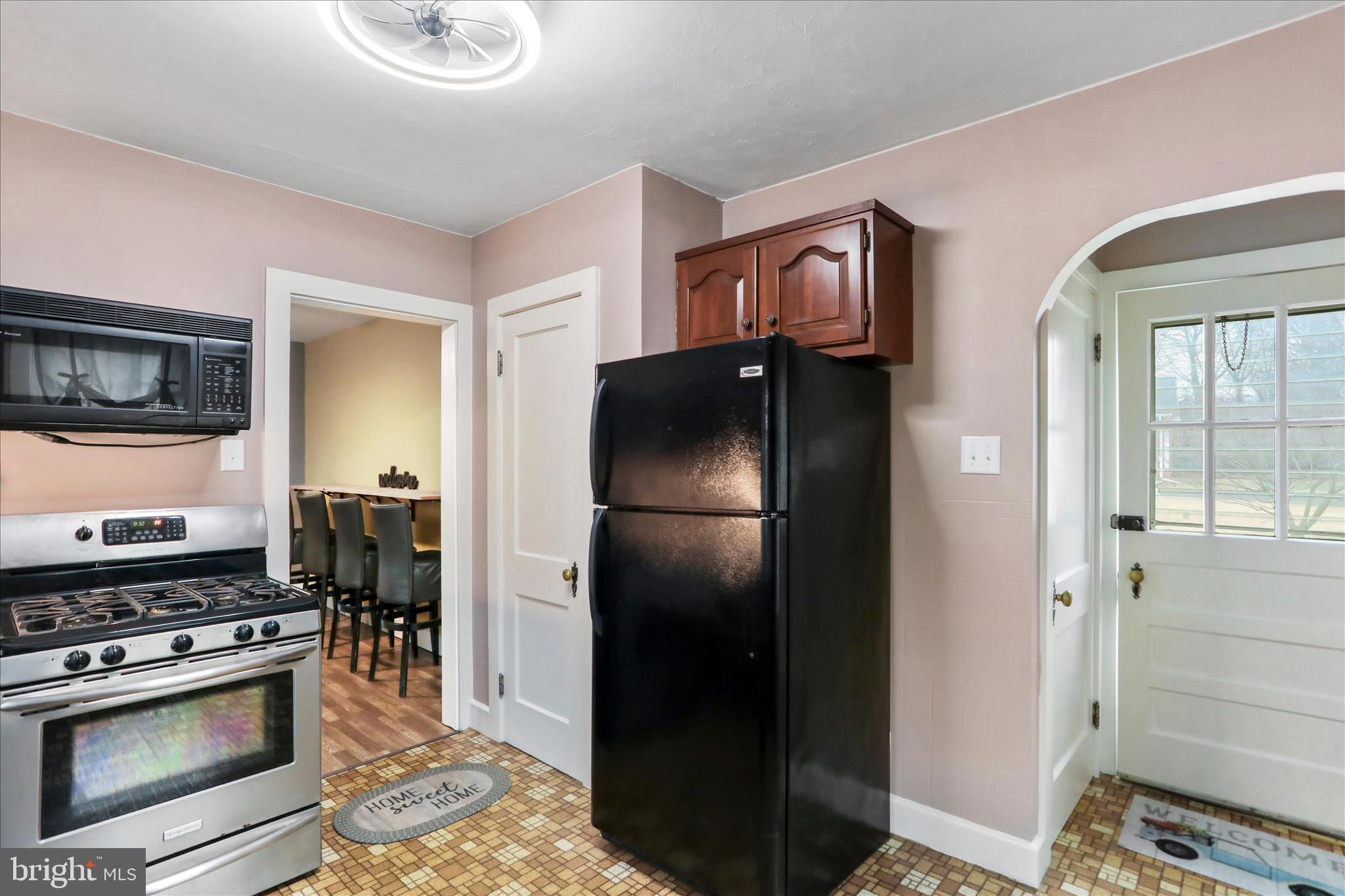301 Roxbury Road Shippensburg, PA 17257 - Photo 20 of 35 Kitchen