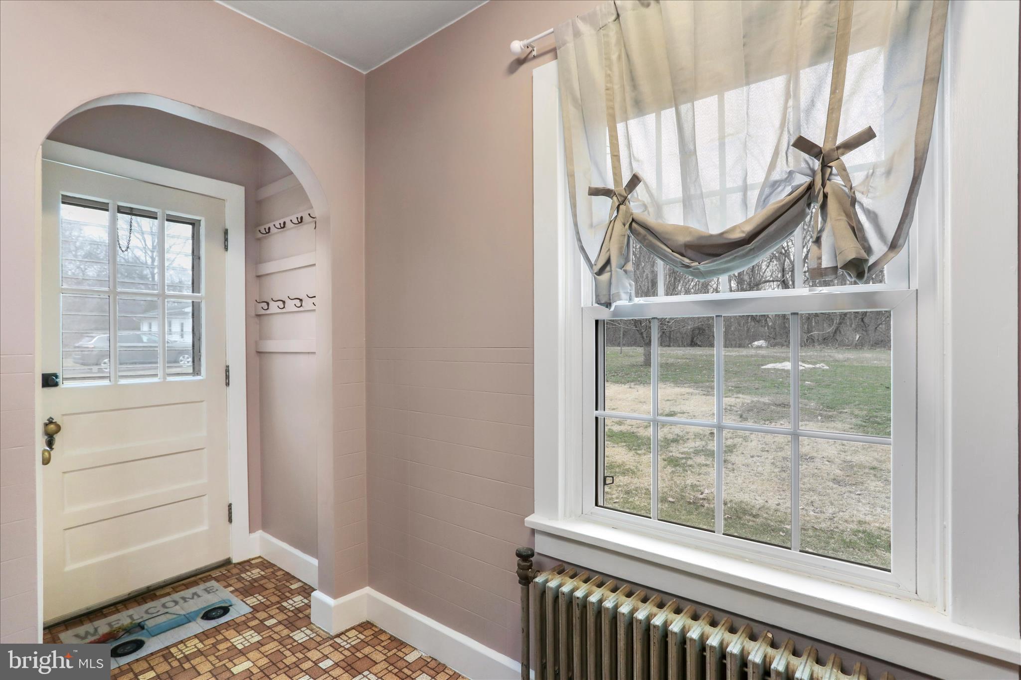 301 Roxbury Road Shippensburg, PA 17257 - Photo 21 of 35 Kitchen