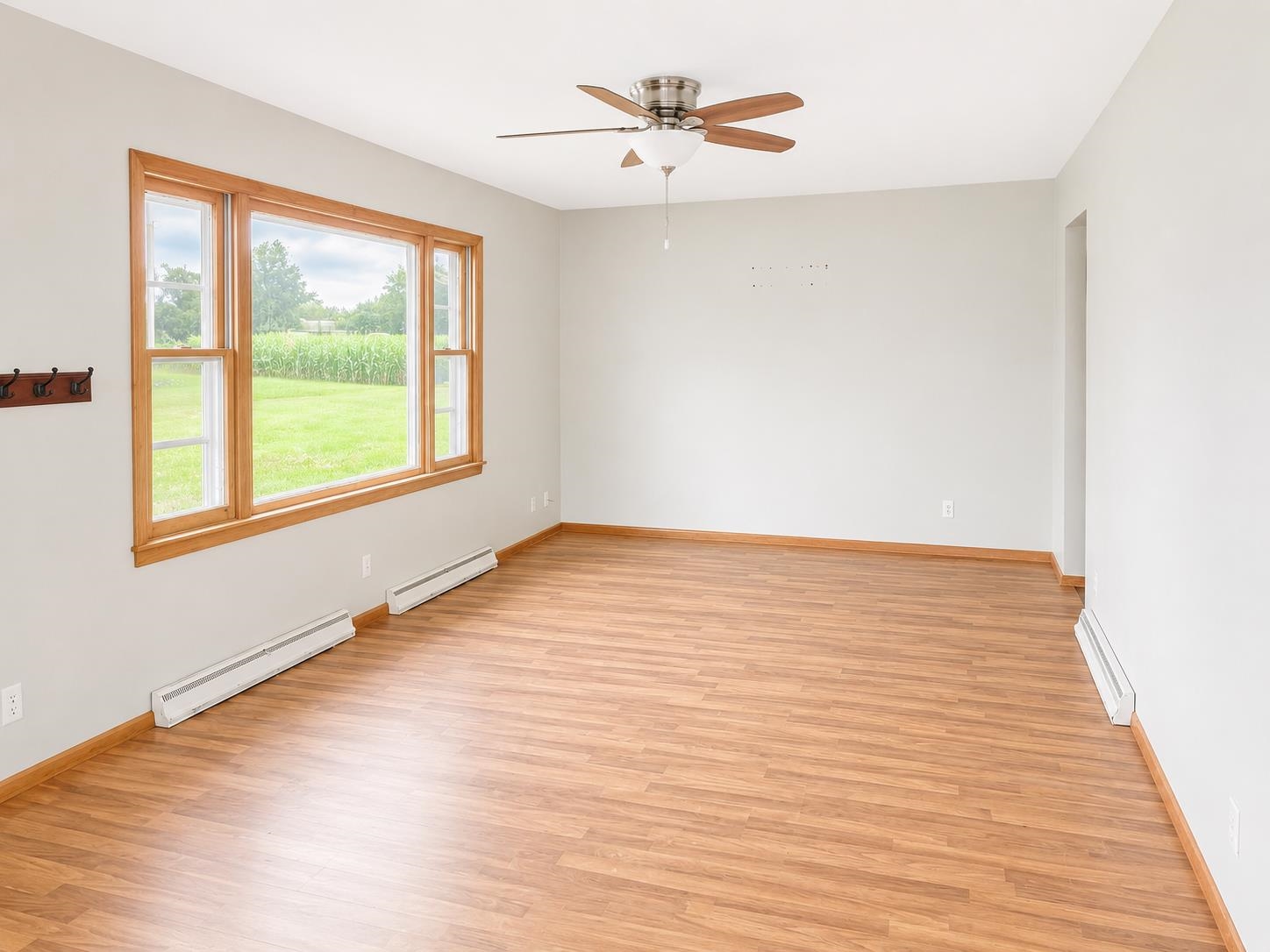 308 West Logan Street Forreston, IL 61030 - Photo 7 of 15