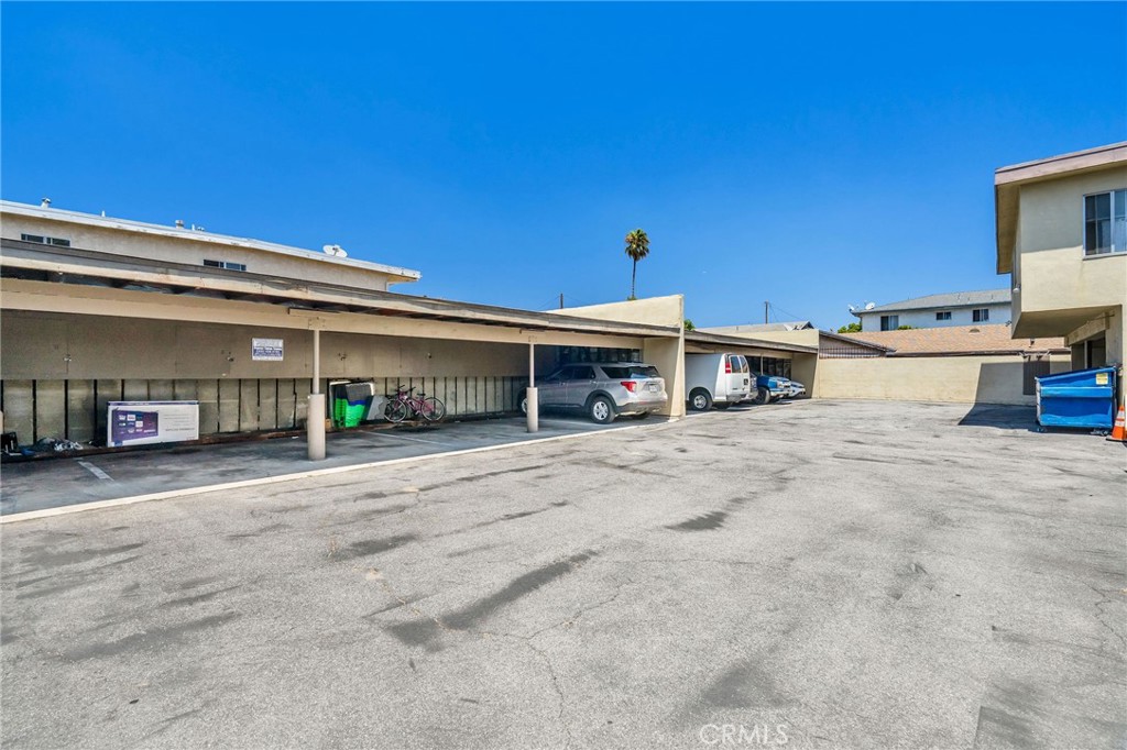 327 Stepney Street Inglewood, CA 90302 - Photo 5 of 13 a view of a house with a garage