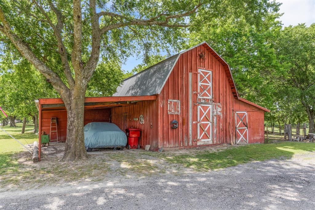 992 Tolson Avenue Van Alstyne, TX 75495 - Photo 14 of 39