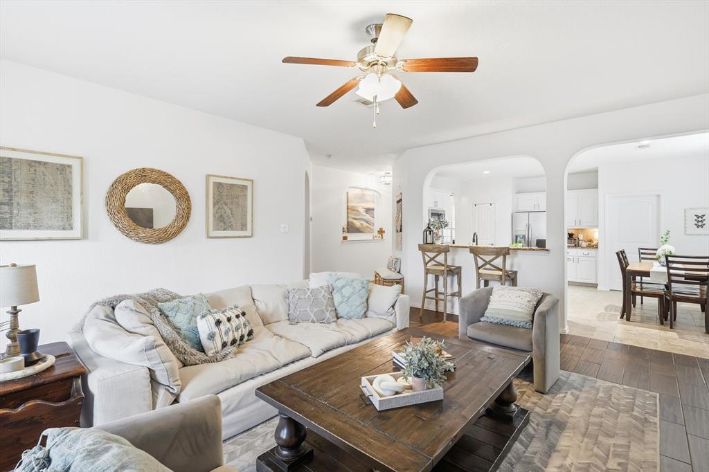 11909 Sundog Way Fort Worth, TX 76244 - Photo 18 of 40