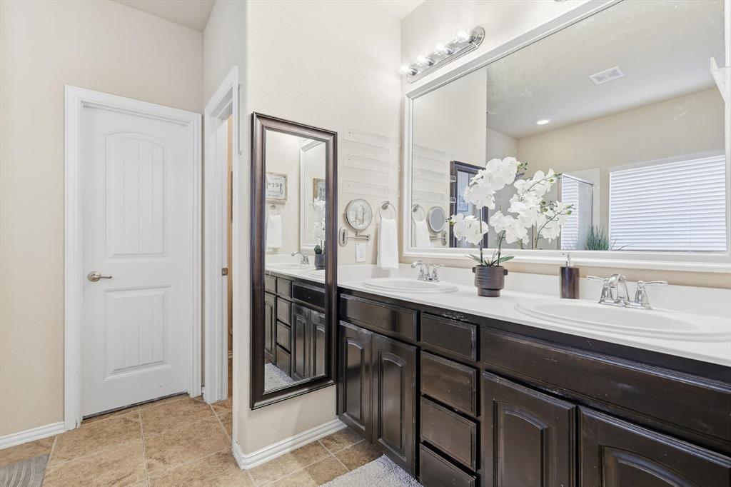 11909 Sundog Way Fort Worth, TX 76244 - Photo 22 of 40