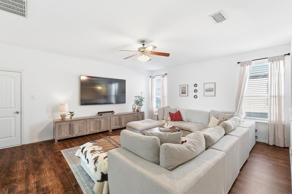 11909 Sundog Way Fort Worth, TX 76244 - Photo 25 of 40