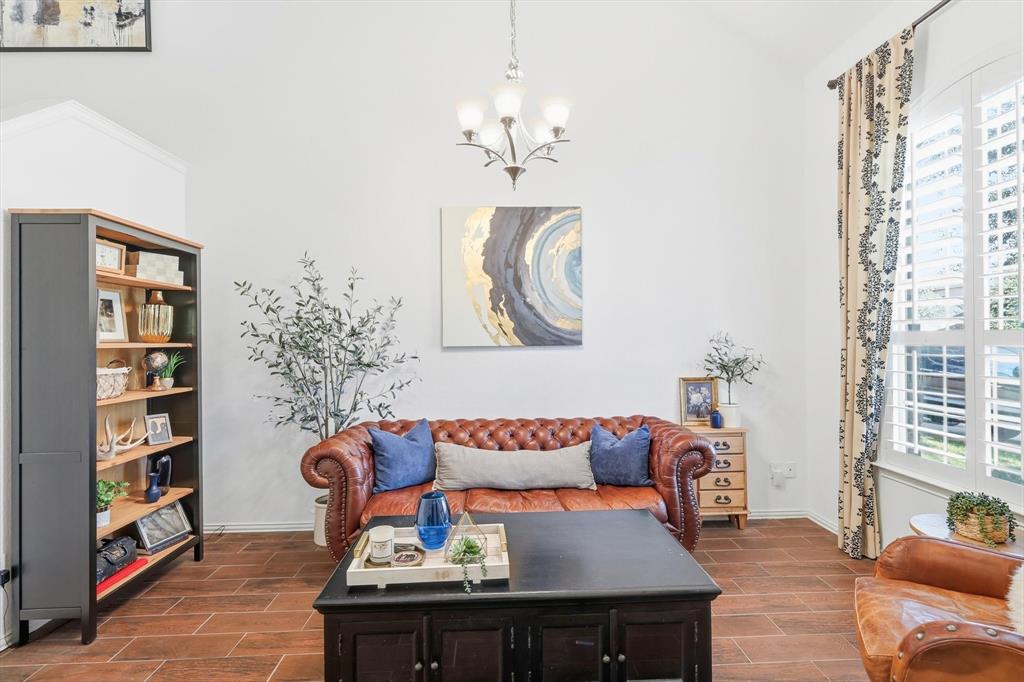 11909 Sundog Way Fort Worth, TX 76244 - Photo 6 of 40