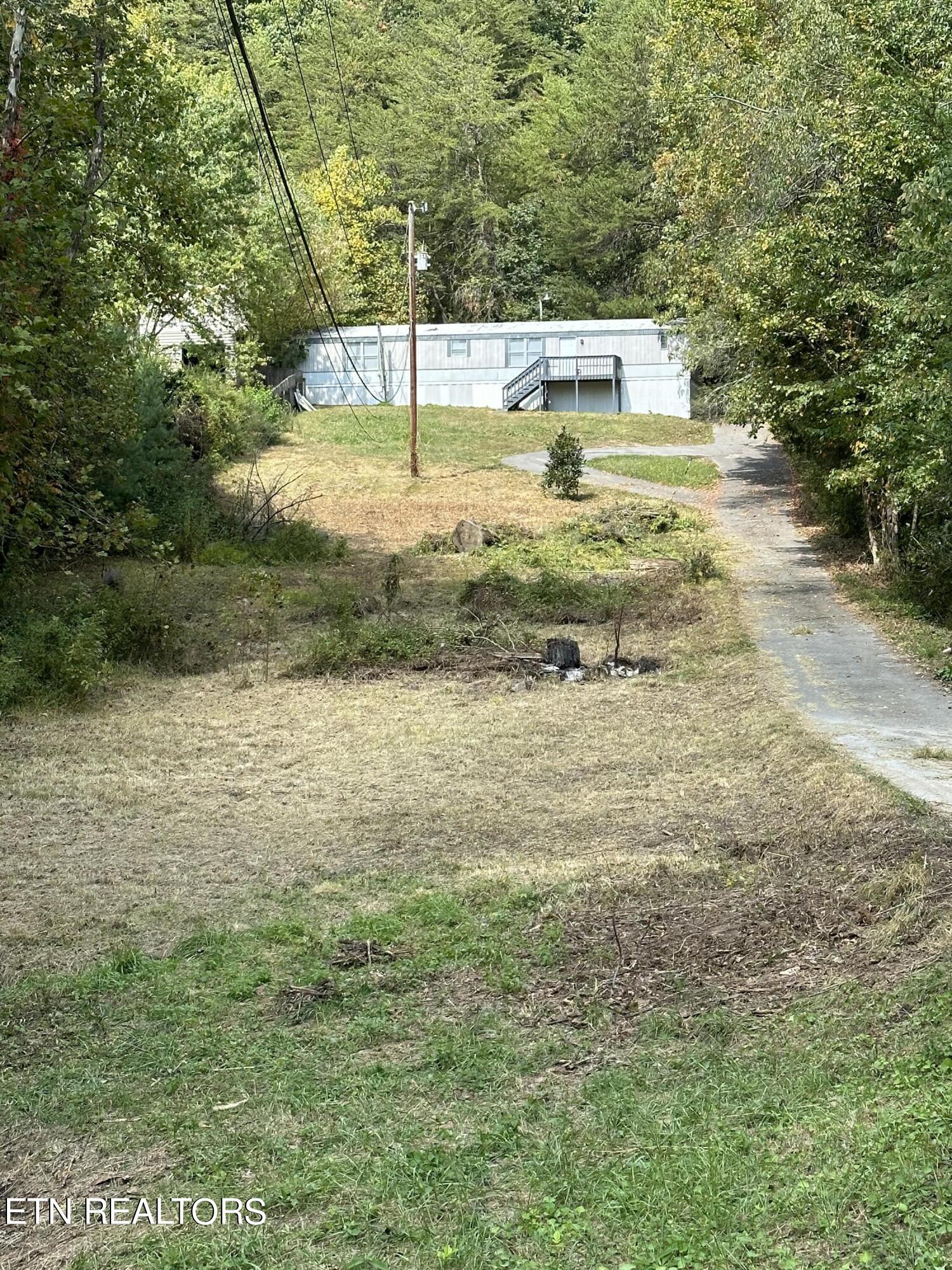 6553 McFall Road Knoxville, TN 37918 - Photo 2 of 16 IMG_0205 (1)